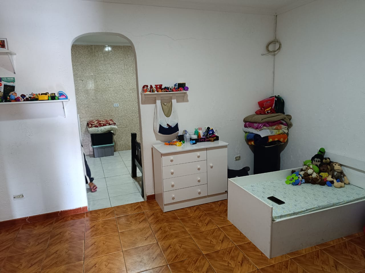 Sobrado em Jardim Santo Eduardo- Embu das Artes (COD 35)